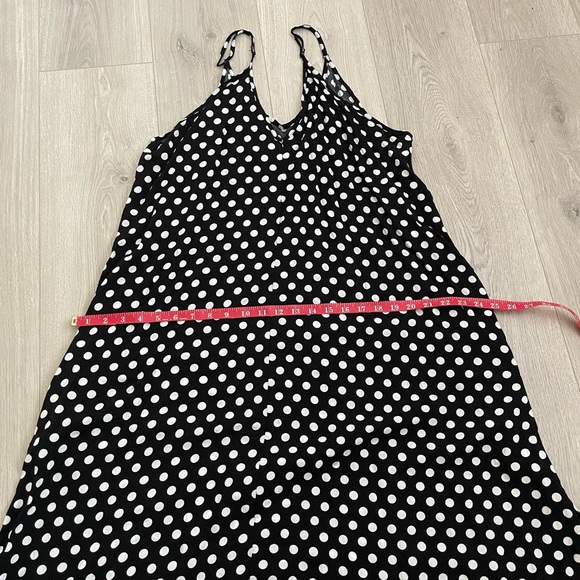 Black and White Polkadot Long Maxi Dress with Pockets Super Light and Flowy - Picture 10 of 12